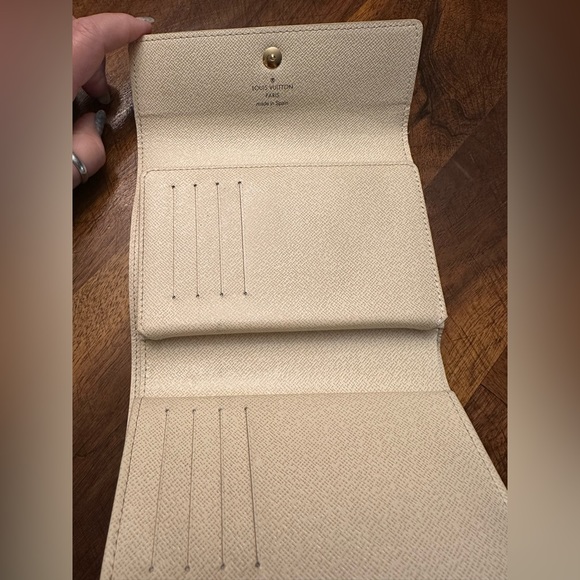 Louis Vuitton Damier Azur Alexandra Wallet - Picture 9 of 16